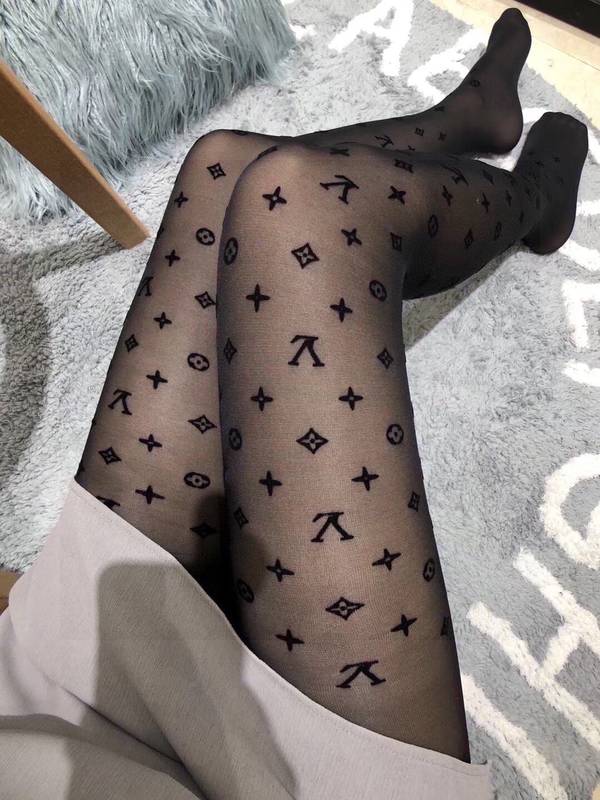 Louis Vuitton Socks LVO00008